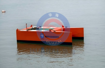 自航收油（化）機(jī)